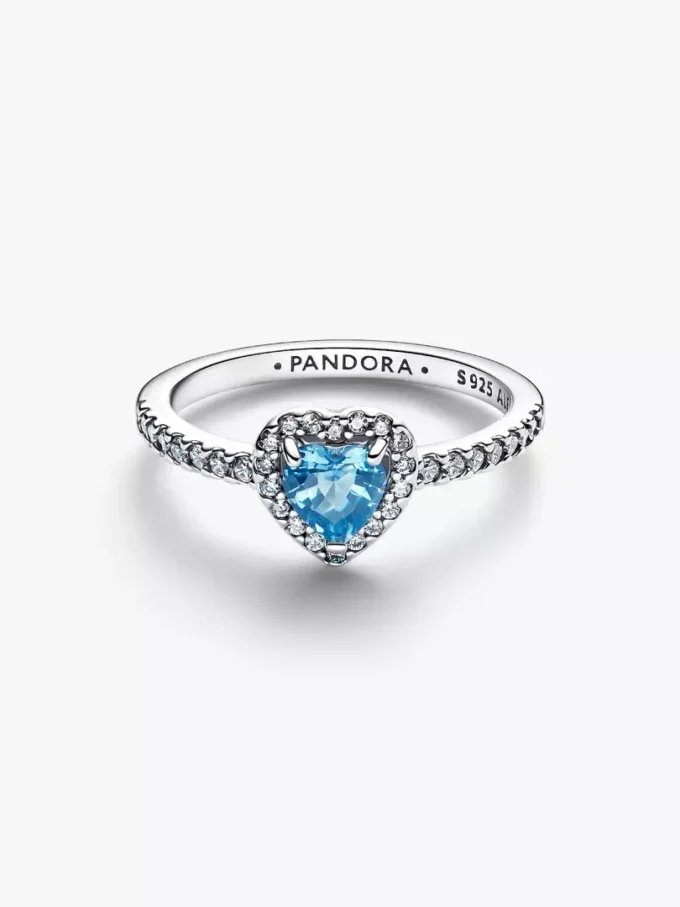 Edler hellblauer Herzring aus Sterlingsilber
