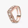 Endgültiger Verkauf – funkelnder Marquise-Doppel-Wishbone-Ring mit 14-karätiger Roségoldbeschichtung Endgültiger Verkauf – funkelnder Marquise-Doppel-Wishbone-Ring mit 14-karätiger Roségoldbeschichtung