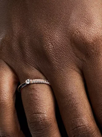 Endgültiger Verkauf – Pandora ME Pavé & Black Dual Ring, 14 Karat Roségold-Beschichtung Endgültiger Verkauf – Pandora ME Pavé & Black Dual Ring, 14 Karat Roségold-Beschichtung