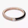 Endgültiger Verkauf – Pandora ME Pavé & Black Dual Ring, 14 Karat Roségold-Beschichtung Endgültiger Verkauf – Pandora ME Pavé & Black Dual Ring, 14 Karat Roségold-Beschichtung