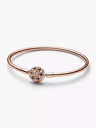 Endgültiger Verkauf – Pandora Moments Bangle mit funkelndem Schneeflockenverschluss, 14 Karat Roségold-Beschichtung