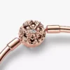 Endgültiger Verkauf – Pandora Moments Bangle mit funkelndem Schneeflockenverschluss, 14 Karat Roségold-Beschichtung