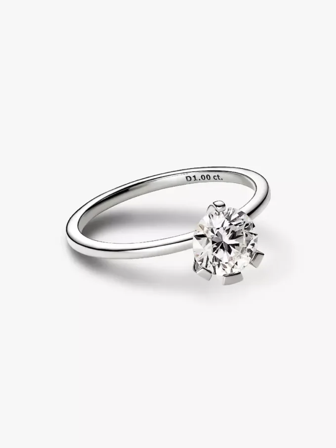 Endgültiger Verkauf – Pandora Nova Ring aus 14 Karat Weißgold mit synthetischem Diamanten, 1,00 Karat Gesamtgewicht, 14 Karat Weißgold Endgültiger Verkauf – Pandora Nova Ring aus 14 Karat Weißgold mit synthetischem Diamanten, 1,00 Karat Gesamtgewicht, 14 Karat Weißgold