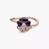 Endgültiger Verkauf – Ring mit tiefvioletter Stiefmütterchenblüte, 14 Karat Roségold-Beschichtung Endgültiger Verkauf – Ring mit tiefvioletter Stiefmütterchenblüte, 14 Karat Roségold-Beschichtung