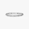 Endgültiger Verkauf – schlichter, funkelnder Bandring aus Sterlingsilber Endgültiger Verkauf – schlichter, funkelnder Bandring aus Sterlingsilber