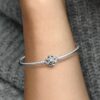 ENDVERKAUF – Pandora Moments Bangle mit funkelndem Schneeflockenverschluss – Sterlingsilber