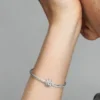 ENDVERKAUF – Pandora Moments Limited Edition Shooting Star Charm Bangle – Sterlingsilber ENDVERKAUF – Pandora Moments Limited Edition Shooting Star Charm Bangle – Sterlingsilber