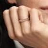 ENDVERKAUF – Pandora Signature I-D Pavé-Ring – 14 Karat Roségold-Beschichtung