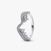 ENDVERKAUF – Sparkling Asymmetric Wave Ring – Sterlingsilber ENDVERKAUF – Sparkling Asymmetric Wave Ring – Sterlingsilber