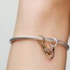 Öffnbare & teilbare Handschellen-Dangle Charm – Sterlingsilber, 14-karätig vergoldet Öffnbare & teilbare Handschellen-Dangle Charm – Sterlingsilber, 14-karätig vergoldet