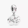 „Forever Sisters“-Charm aus Sterlingsilber „Forever Sisters“-Charm aus Sterlingsilber