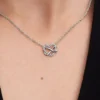 Funkelnde Infinity-Herz-Halskette aus Sterlingsilber Funkelnde Infinity-Herz-Halskette aus Sterlingsilber