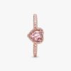Funkelnder blauer Ring mit erhabenem Herz – 14 Karat Roségold-Beschichtung