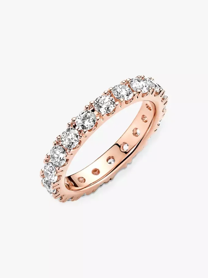Funkelnder Eternity-Ring mit 14 Karat Roségold-Beschichtung Funkelnder Eternity-Ring mit 14 Karat Roségold-Beschichtung