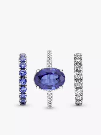 Funkelnder Eternity-Ring mit 3 Steinen