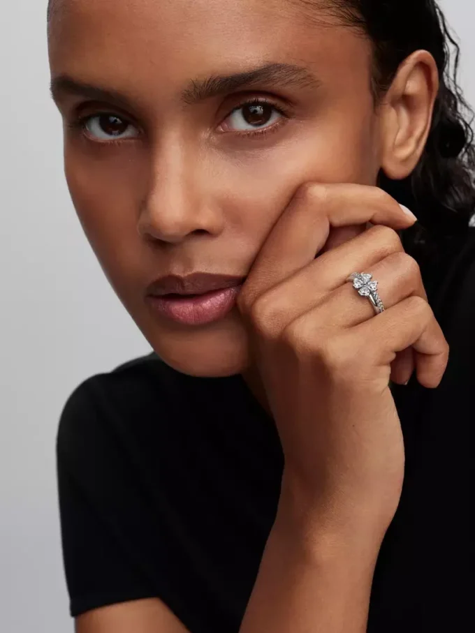 Funkelnder Glücksklee-Teilbarer Ring aus Sterlingsilber Funkelnder Glücksklee-Teilbarer Ring aus Sterlingsilber