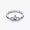 Funkelnder Herbarium-Cluster-Ring aus Sterlingsilber Funkelnder Herbarium-Cluster-Ring aus Sterlingsilber