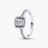 Funkelnder quadratischer Halo-Ring aus Sterlingsilber Funkelnder quadratischer Halo-Ring aus Sterlingsilber