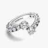 Funkelnder Ring mit überlappenden Bändern aus Sterlingsilber Funkelnder Ring mit überlappenden Bändern aus Sterlingsilber