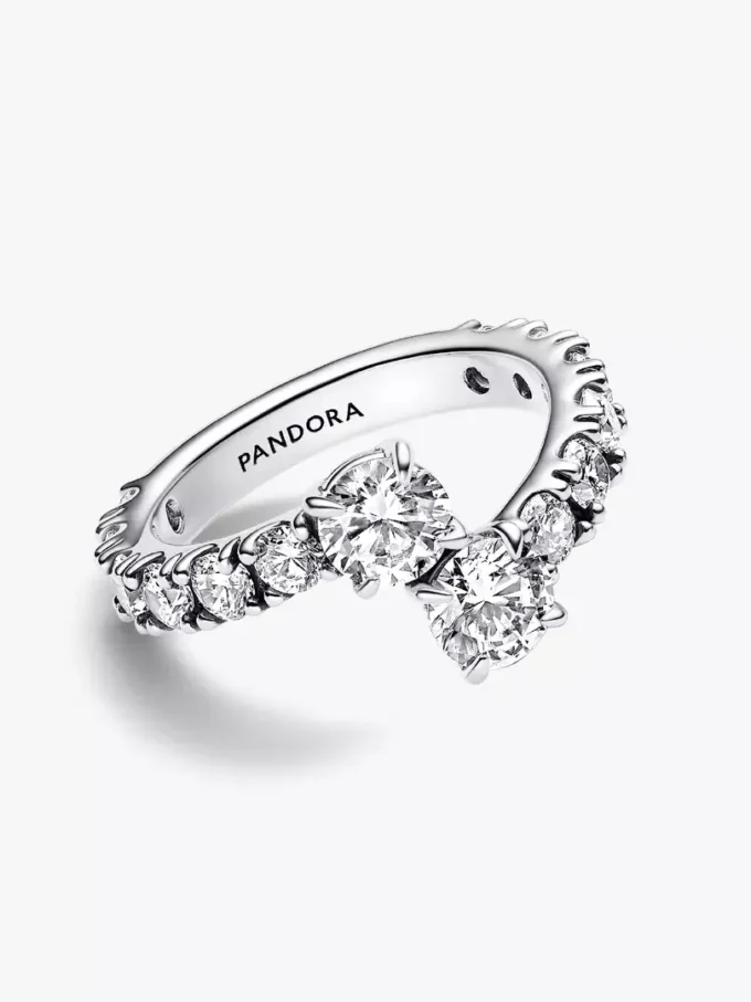 Funkelnder Ring mit überlappenden Bändern aus Sterlingsilber Funkelnder Ring mit überlappenden Bändern aus Sterlingsilber