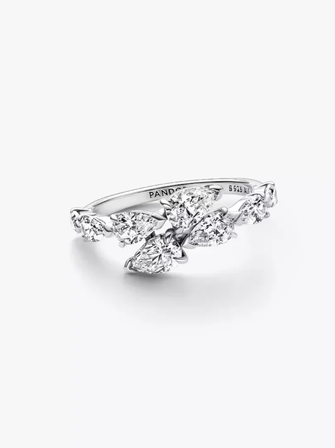Funkelnder Ring mit überlappenden Bändern aus Sterlingsilber Funkelnder Ring mit überlappenden Bändern aus Sterlingsilber