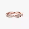 Funkelnder Ring mit gewundenen Linien, 14-karätige Roségoldbeschichtung Funkelnder Ring mit gewundenen Linien, 14-karätige Roségoldbeschichtung