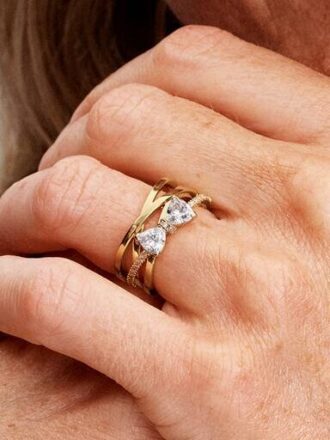 Funkelnder Ring mit Schleife und gekreuztem Band – 14-karätige Vergoldung