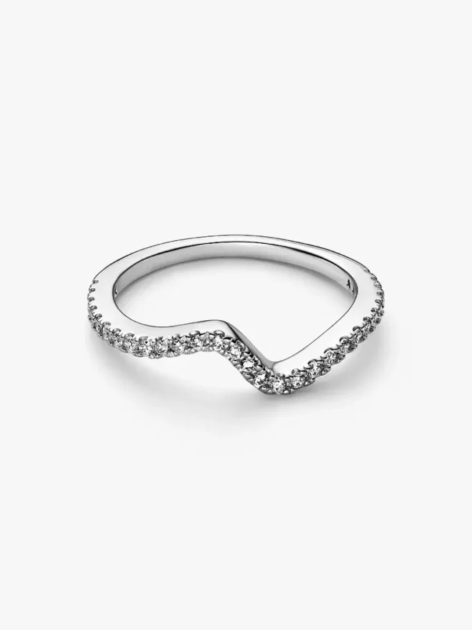Funkelnder Wellenring aus Sterlingsilber Funkelnder Wellenring aus Sterlingsilber
