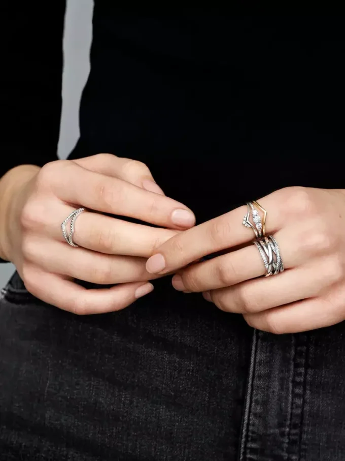 Funkelnder Wishbone Ring aus Sterlingsilber Funkelnder Wishbone Ring aus Sterlingsilber