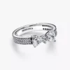 Funkelnder zweireihiger Ring mit Schleife aus Sterlingsilber Funkelnder zweireihiger Ring mit Schleife aus Sterlingsilber