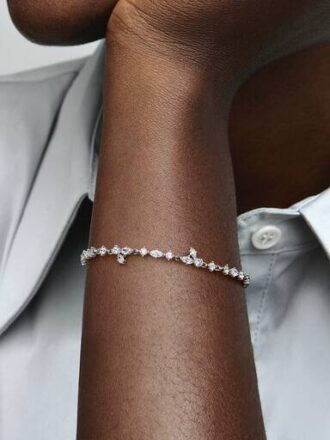 Funkelndes Herbarium Cluster-Armband – Sterlingsilber