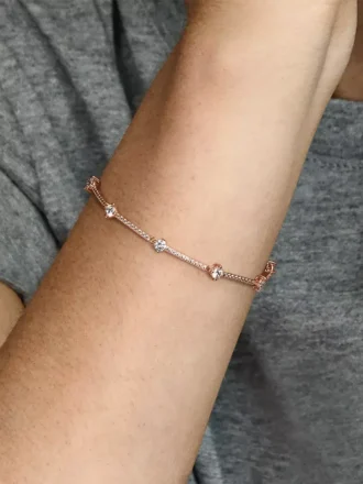 Funkelndes Pavé-Armband mit Stäbchen, 14 Karat Roségold-Beschichtung