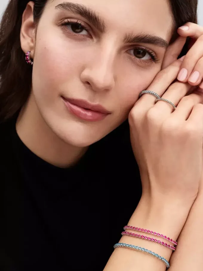 Funkelndes rosa Tennisarmband aus Sterlingsilber Funkelndes rosa Tennisarmband aus Sterlingsilber