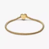 Funkelndes Snake Chain-Armband mit Unendlichkeits-Herzverschluss, 14 Karat vergoldet Funkelndes Snake Chain-Armband mit Unendlichkeits-Herzverschluss, 14 Karat vergoldet