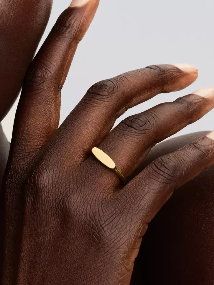 Gravierbarer Bar-Ring, 14-karätig vergoldet Gravierbarer Bar-Ring, 14-karätig vergoldet