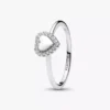 Gravierbarer Herz-Halo-Ring aus Sterlingsilber Gravierbarer Herz-Halo-Ring aus Sterlingsilber