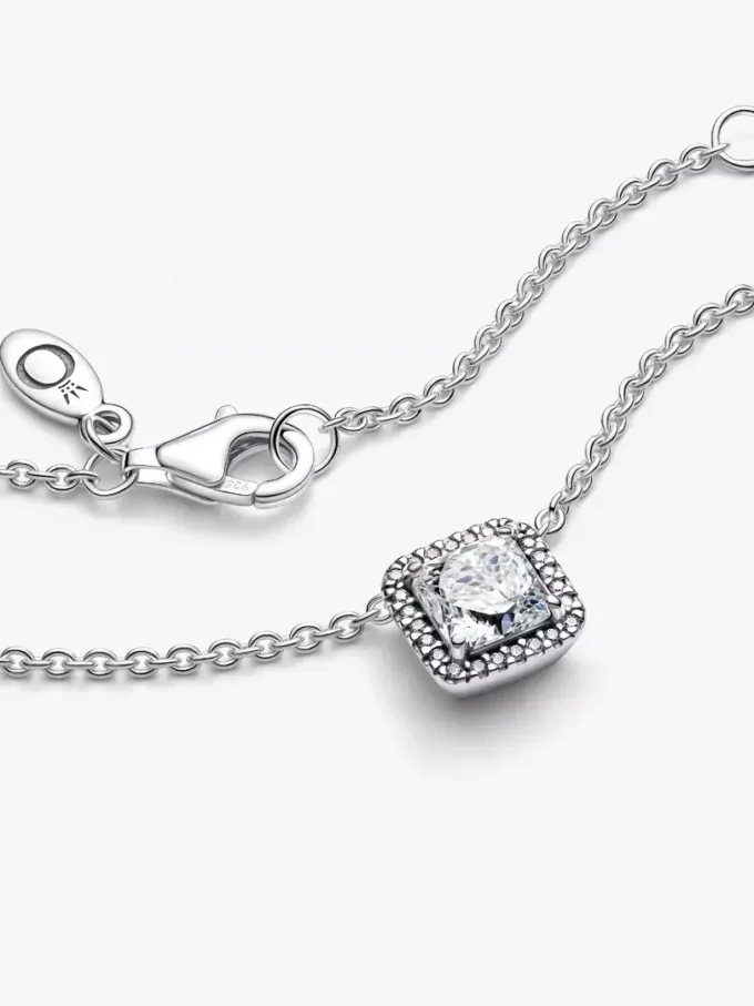 Halo-Halskette mit quadratischem Glanz aus Sterlingsilber Halo-Halskette mit quadratischem Glanz aus Sterlingsilber