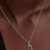 Halskette mit aufklappbarem Gliederanhänger aus Sterlingsilber Halskette mit aufklappbarem Gliederanhänger aus Sterlingsilber
