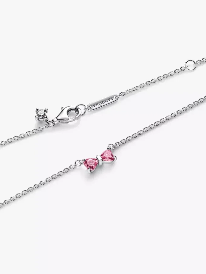 Halskette mit Schleifenanhänger aus Sterlingsilber Halskette mit Schleifenanhänger aus Sterlingsilber