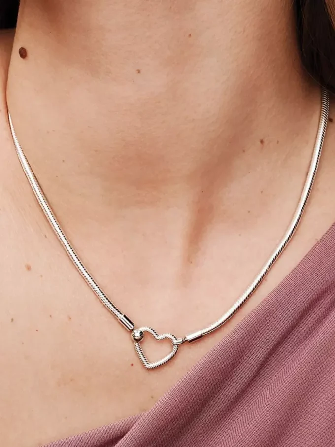 Halskette mit Snake Chain und Herzverschluss aus Sterlingsilber Halskette mit Snake Chain und Herzverschluss aus Sterlingsilber