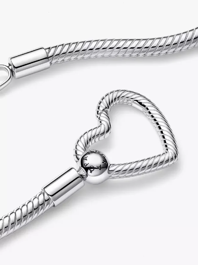 Halskette mit Snake Chain und Herzverschluss aus Sterlingsilber Halskette mit Snake Chain und Herzverschluss aus Sterlingsilber