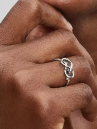 Infinity-Knoten-Ring aus Sterlingsilber