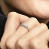 Klarer Dreisteinring aus Sterlingsilber Klarer Dreisteinring aus Sterlingsilber