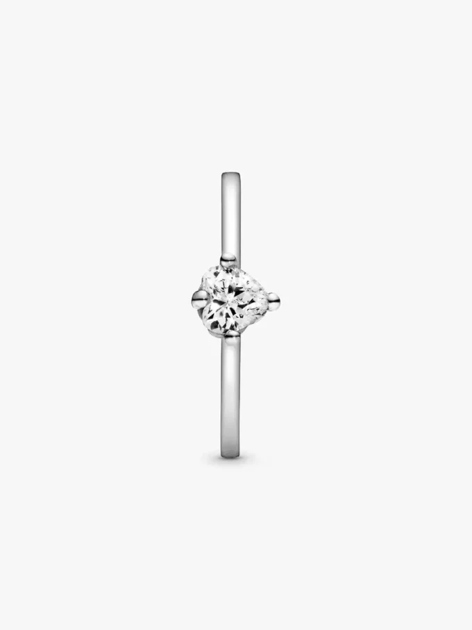 Klarer Herz-Solitärring aus Sterlingsilber Klarer Herz-Solitärring aus Sterlingsilber