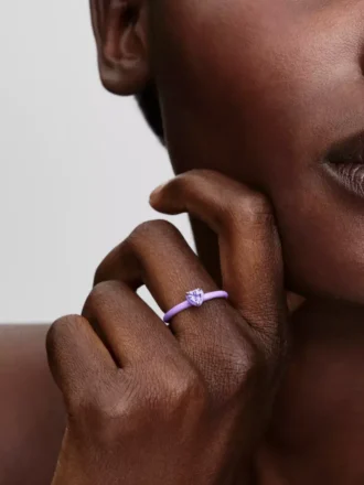 Lila Chakra-Herzring aus Sterlingsilber