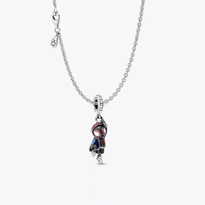 Marvel Spider-Man Miles Morales Charm-Halskette, 2er-Set Marvel Spider-Man Miles Morales Charm-Halskette, 2er-Set