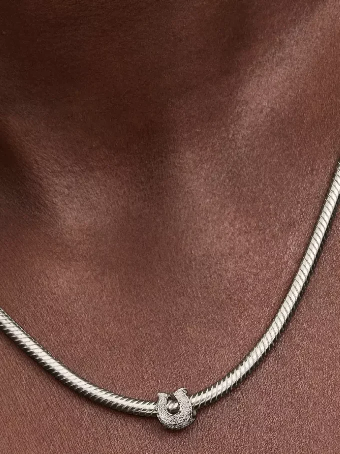 Mini-Charm „Hufeisen“ mit Struktur aus Sterlingsilber