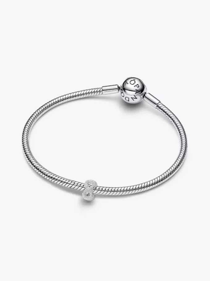 Mini-Charm mit strukturiertem Unendlichkeitssymbol aus Sterlingsilber