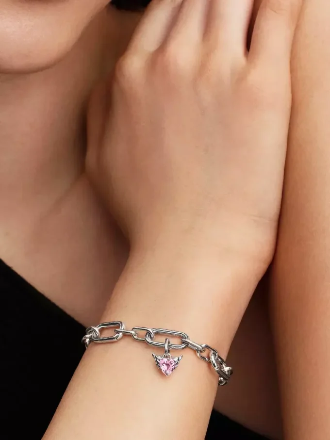 Mini-Dangle Charm „Winged Heart“ aus Sterlingsilber Mini-Dangle Charm „Winged Heart“ aus Sterlingsilber