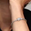 Moments Armband mit funkelndem Herz und Snake Chain aus Sterlingsilber Moments Armband mit funkelndem Herz und Snake Chain aus Sterlingsilber